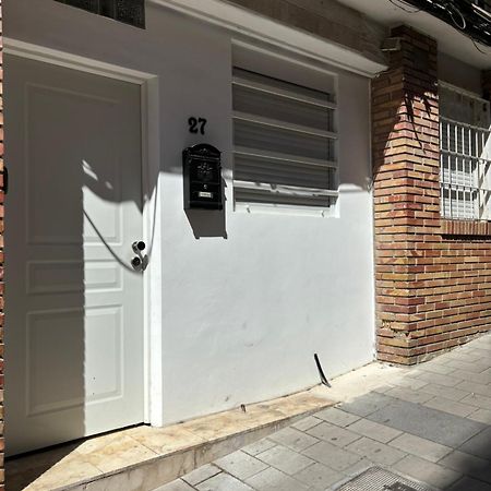 Apartamento Blanco Y Negro En El Centro Аликанте Экстерьер фото