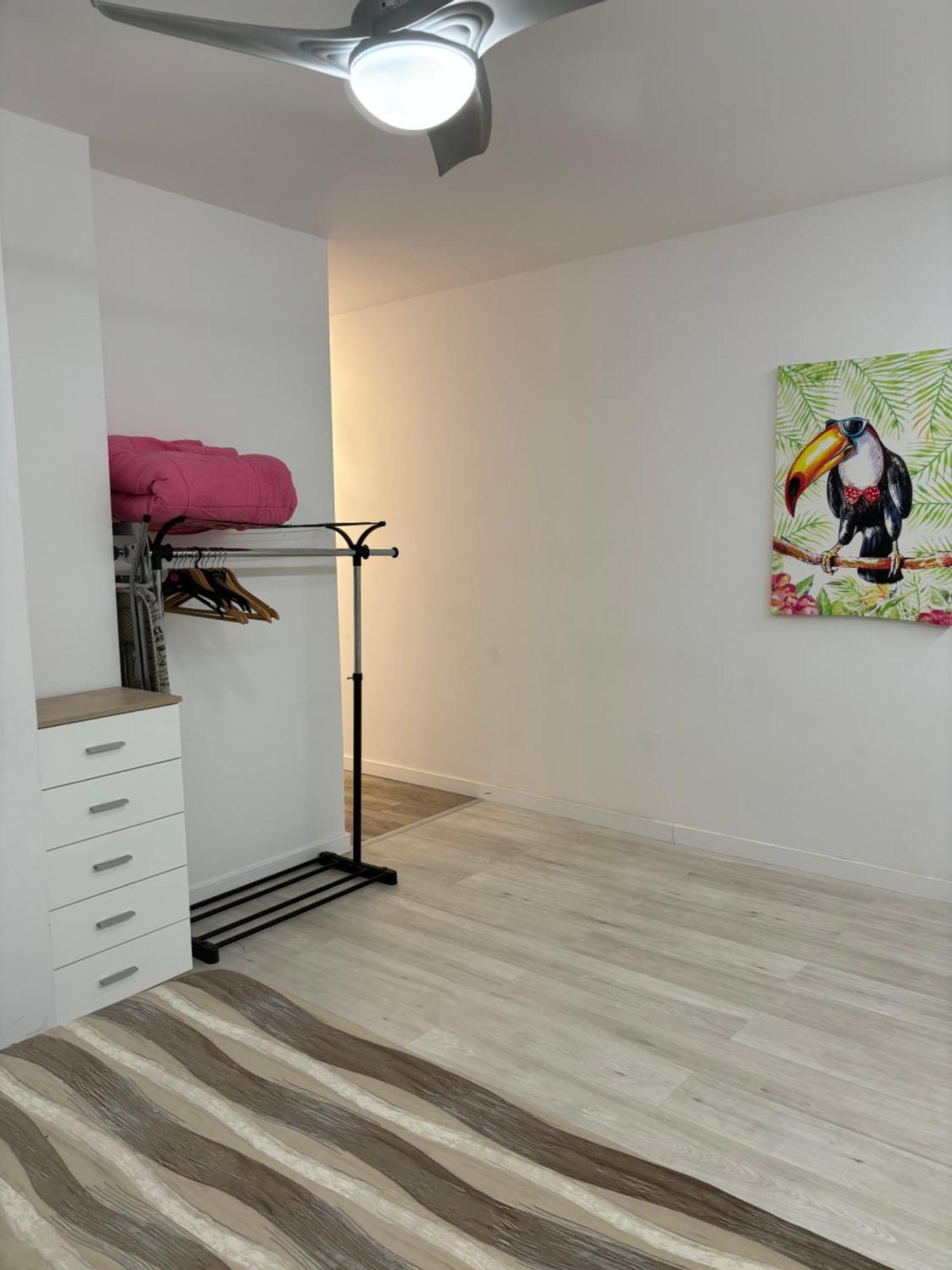 Apartamento Blanco Y Negro En El Centro Аликанте Экстерьер фото